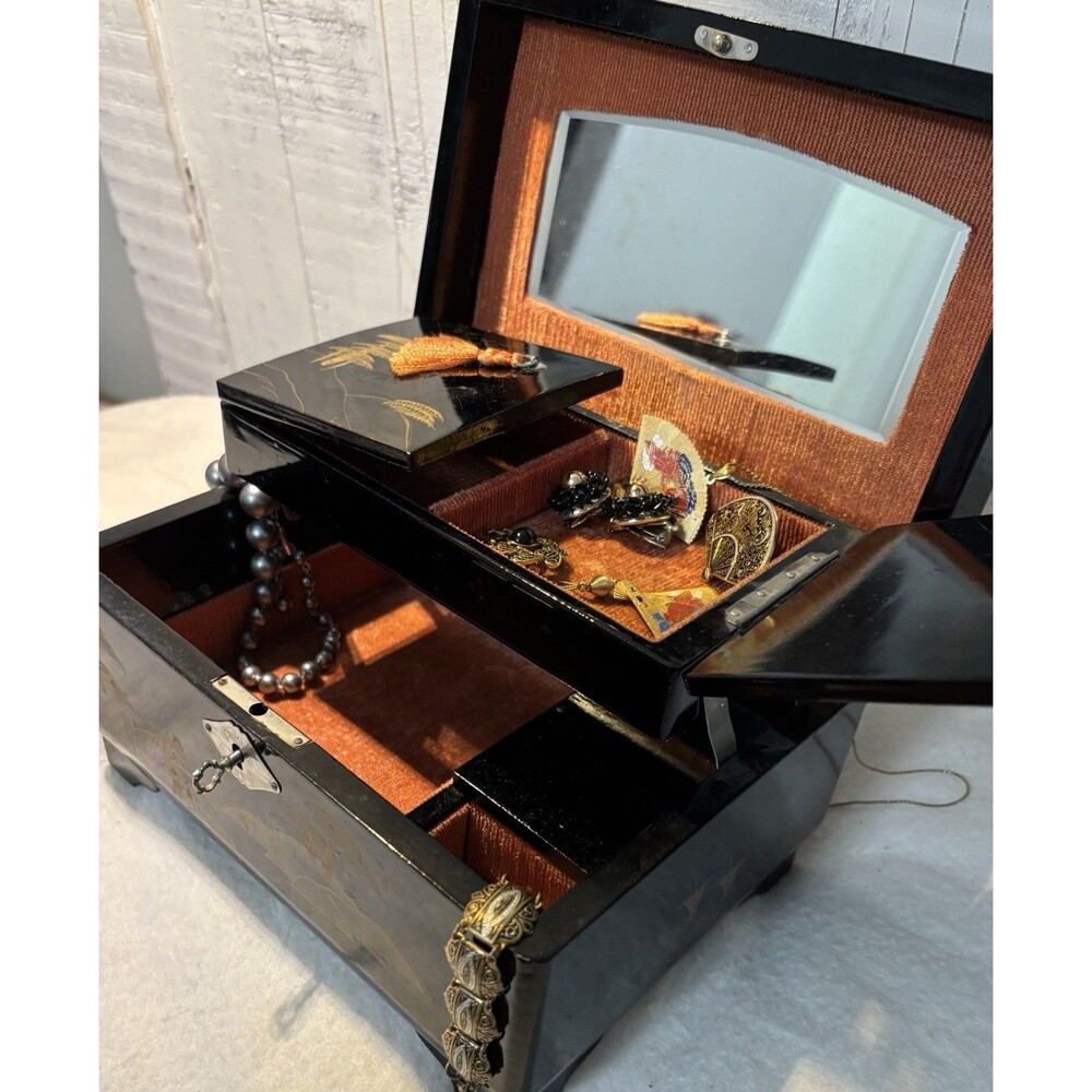 Vintage M.M. Japan Black Lacquer Musical Jewelry Box Key + Damascene Jewelry